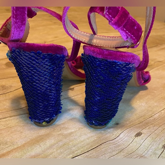 Betsey Johnson Iliana Size 7.5 Magenta Heels - Picture 6 of 9